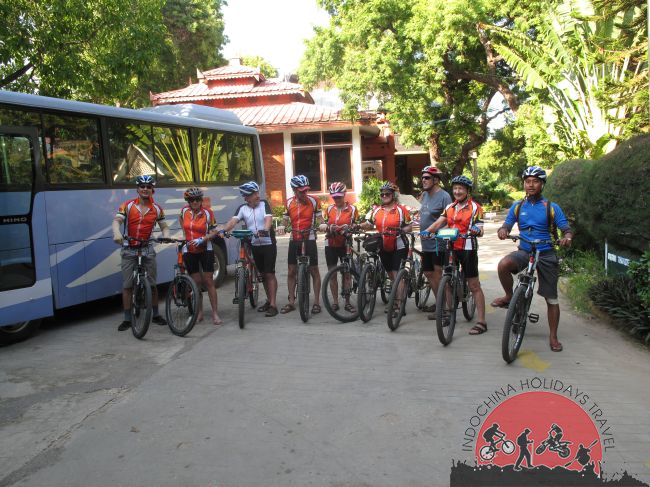 9 Days Vietnam Loop Mountain Cycling Experience Tour