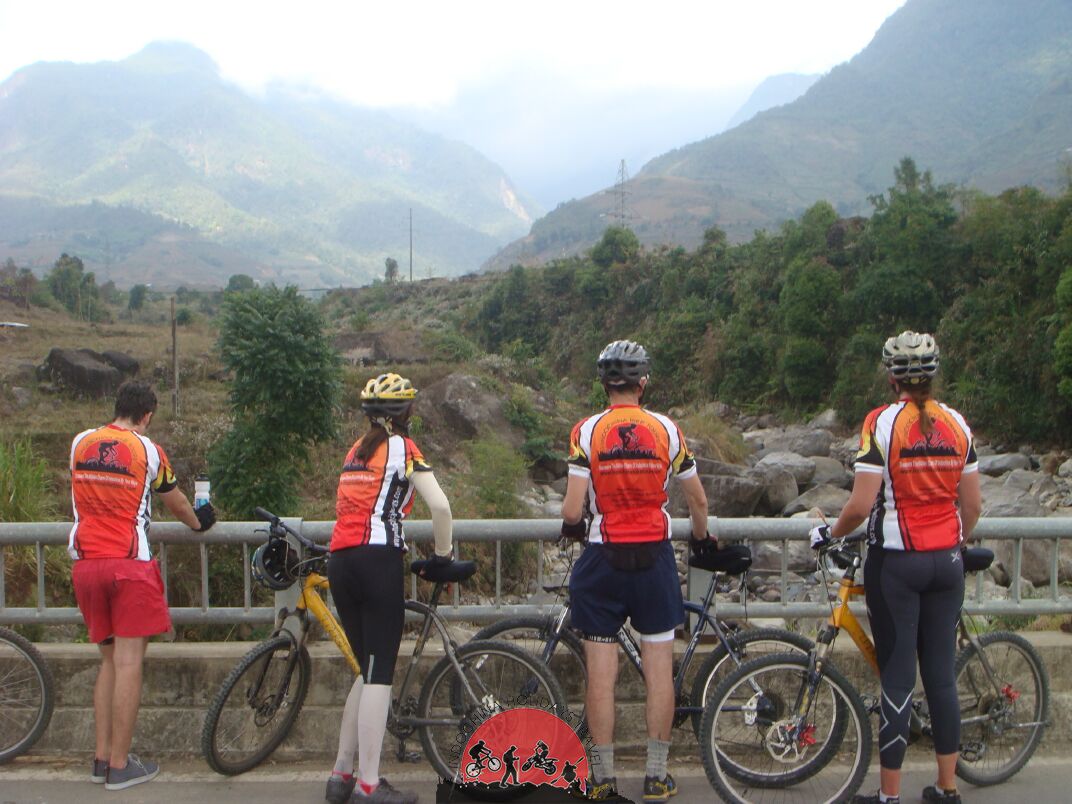 Ho Chi Minh Cycling To Cambodia and Thaialnd - 19 Days