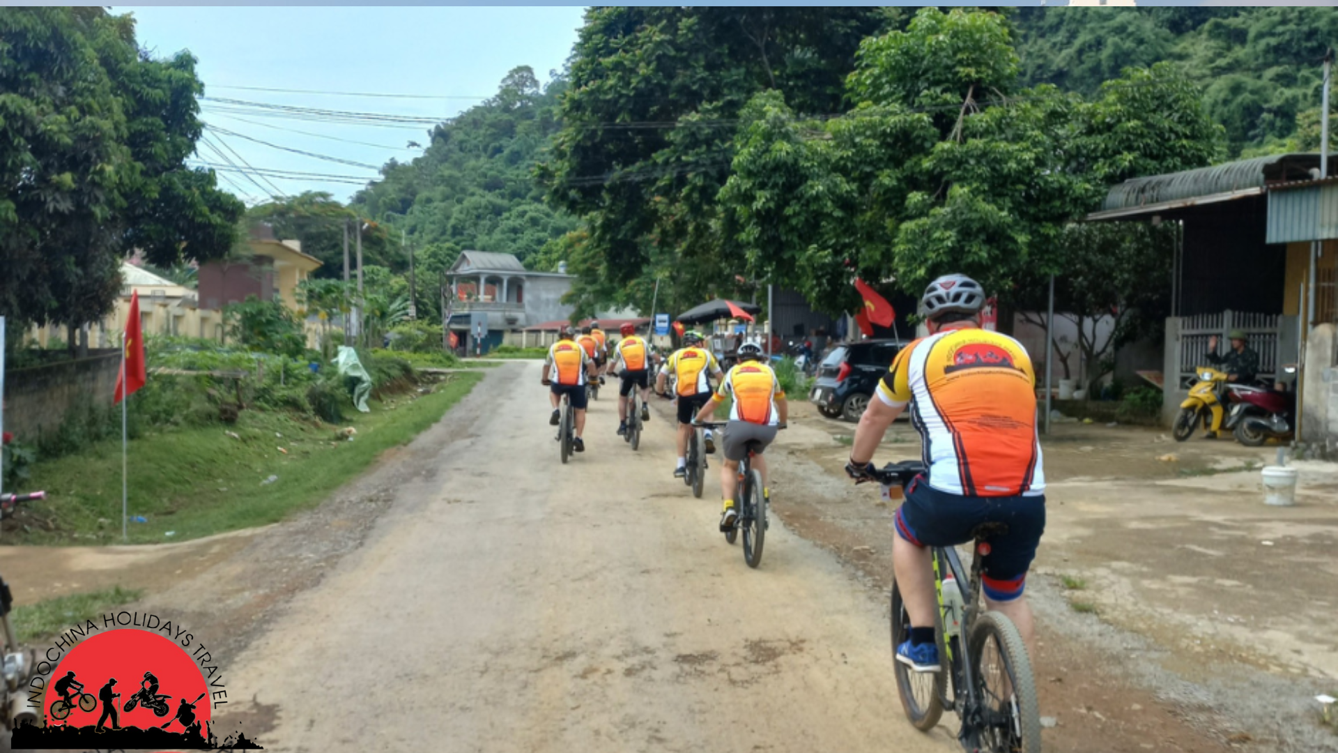 2 Days Hanoi Cycling To Cuc Phuong National park