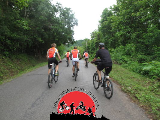Cycling from Hanoi to Hoi An Via Ho Chi Minh Trails - 13 Days 4