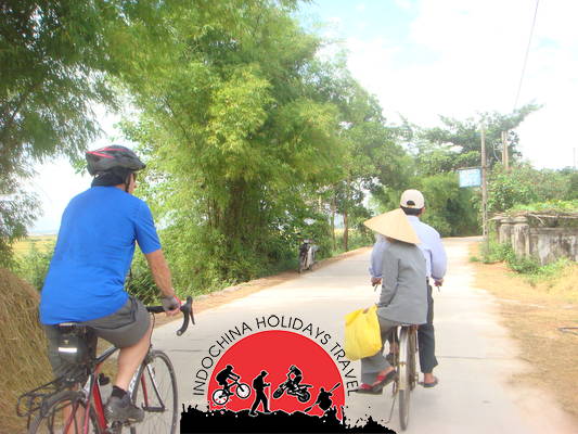 Hochiminh Cycling To Phnom Penh – 5 days 3