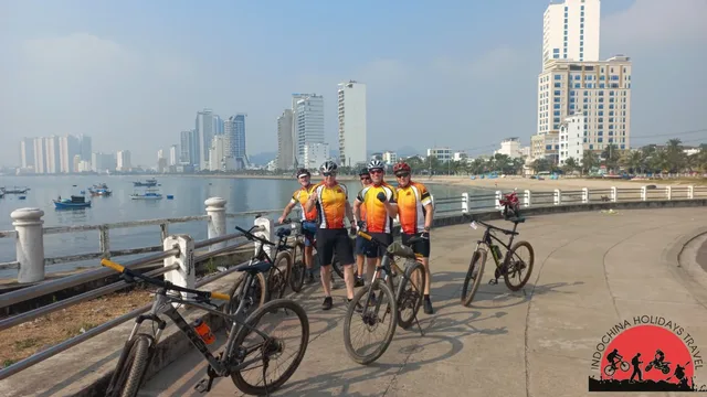 2 Days Hue Cycling To DMZ