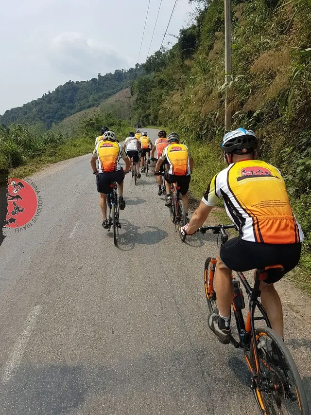 Saigon Cycling to Hanoi – 10 days 3