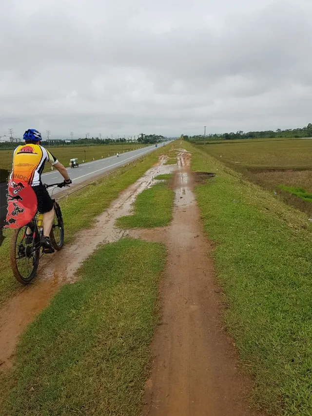 Vietnam Lifestyle Cycle Tour – 11 Days 4